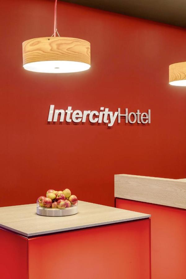 Intercityhotel Boedapest Buitenkant foto
